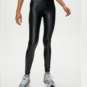 Aritzia Daria Leggings